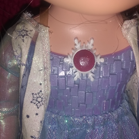Elsa frozen doll baby doll size - Picture 3 of 6